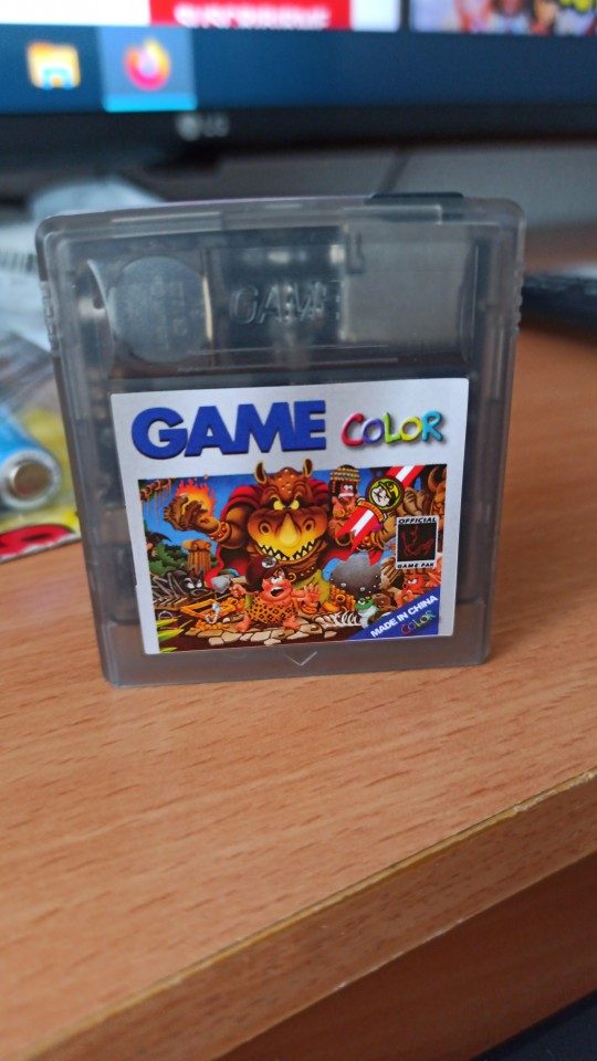 700 in 1 EDGB Remix Game Card Support GB GBC Home Console 8GB
